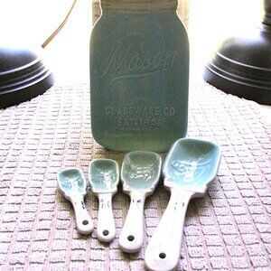 Mason Jar Spoon Rest and Mason Measuring Spoons